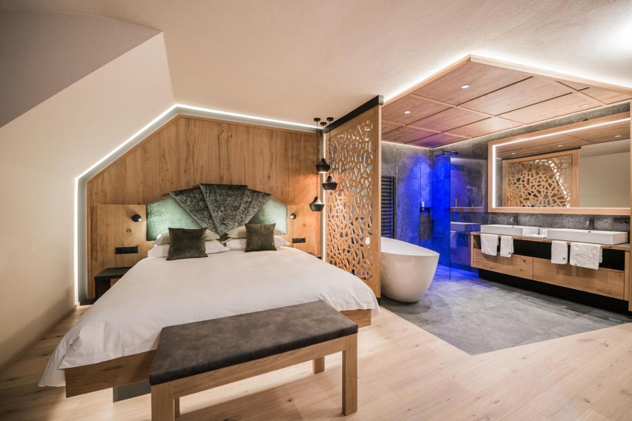 Majestic - Unique Spa Resort Bruneck Buitenkant foto