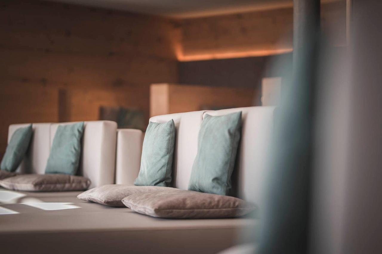 Majestic - Unique Spa Resort Bruneck Buitenkant foto