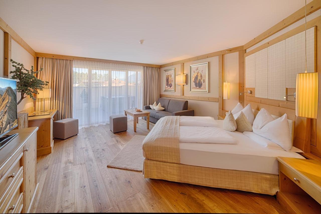 Majestic - Unique Spa Resort Bruneck Buitenkant foto